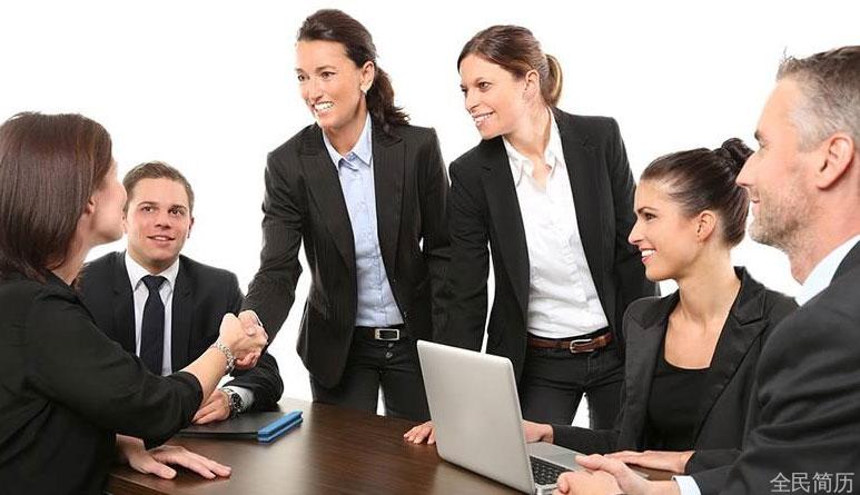 跟领导吃饭的小细节，职场人士需知，有效且实用！(图1)