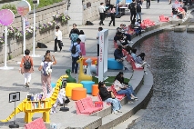 韩国:劳动力减少 中年人在职场渐受重视(图2) 韩国:劳动力减少 中年人在职场渐受重视(图2)