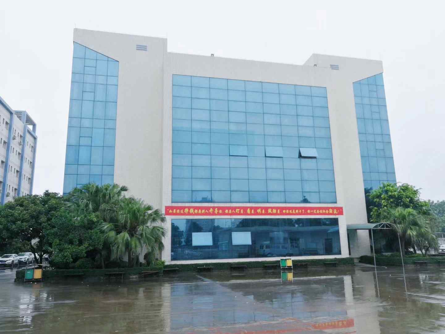 万裕三信电子（东莞）有限公司图片2